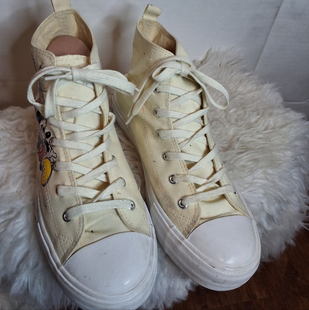 Disney Mickey Mouse Nostalgia High-Top Sneakers - Cream and Red 41/10 - Picture 4 of 12
